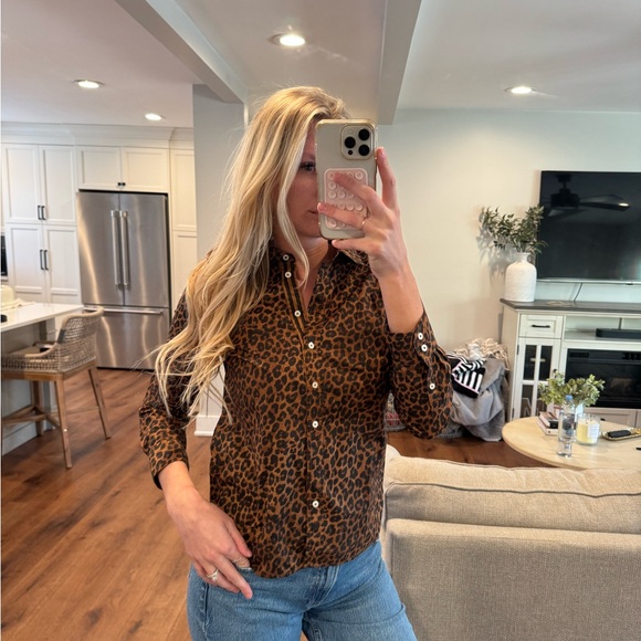 Talbots Button Up Size Small - Picture 2 of 3